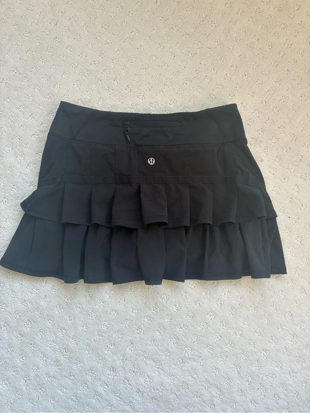Lululemon align tennis skirt and swiftly tech cropped shirt - size 6 - Picture 3 of 6